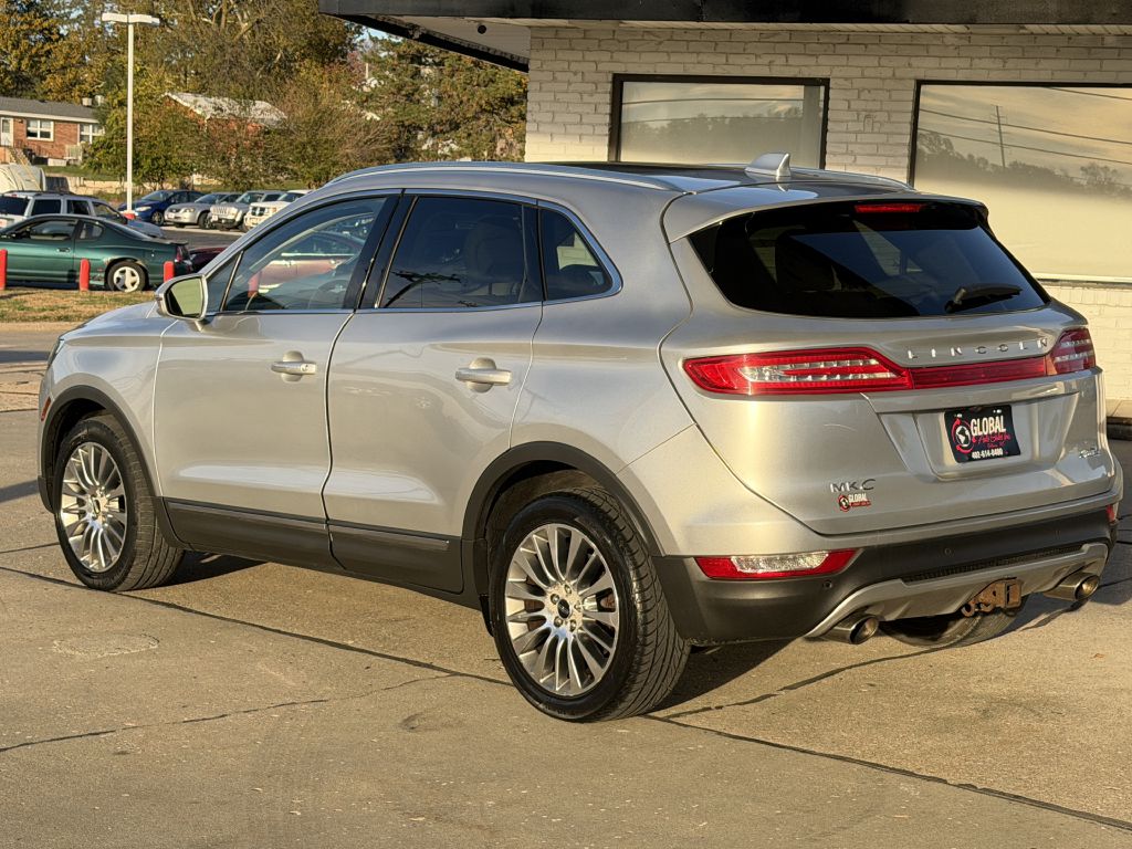 Photo 5 of this LINCOLN MKC