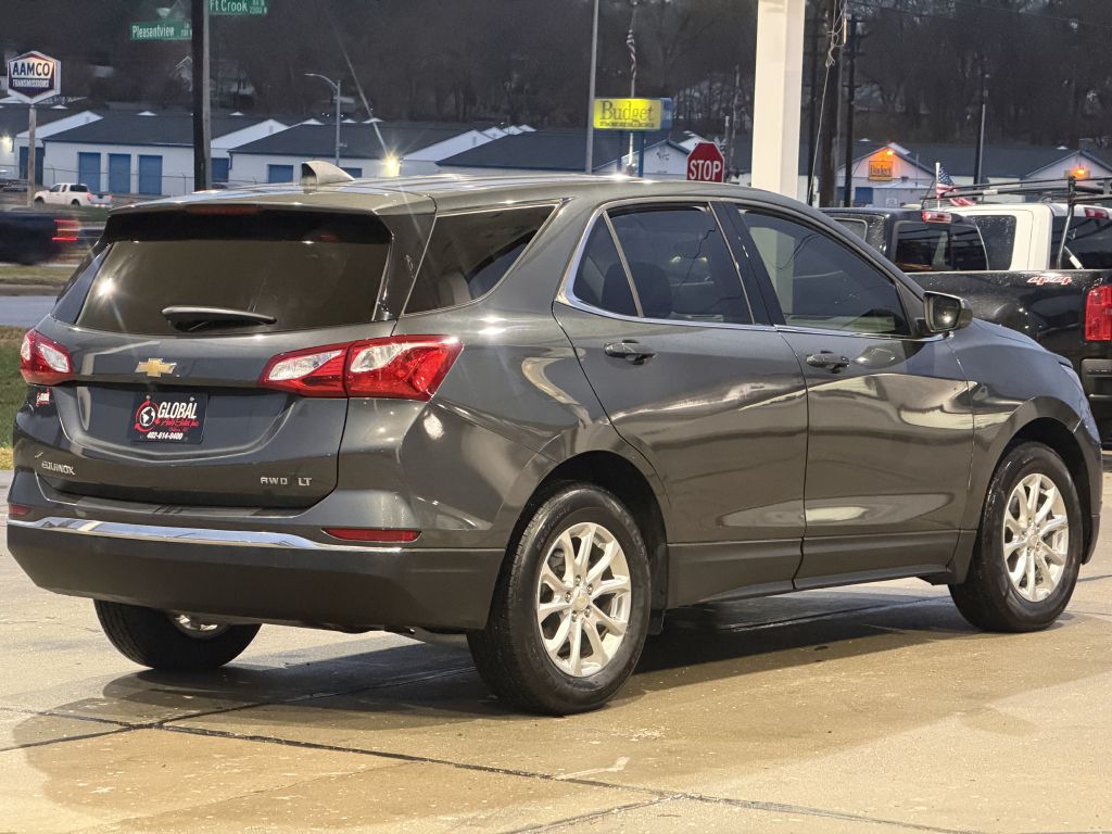 Photo 8 of this CHEVROLET EQUINOX