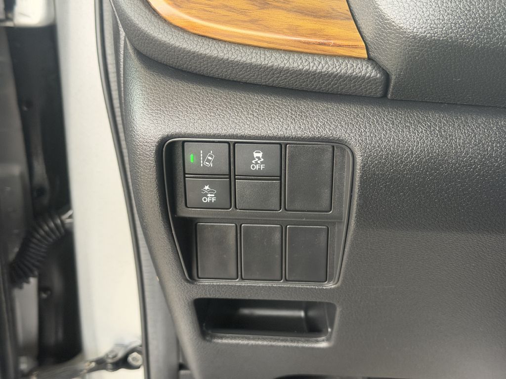 Photo 13 of this HONDA CR-V