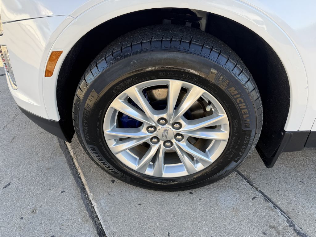 Photo 19 of this CADILLAC XT5
