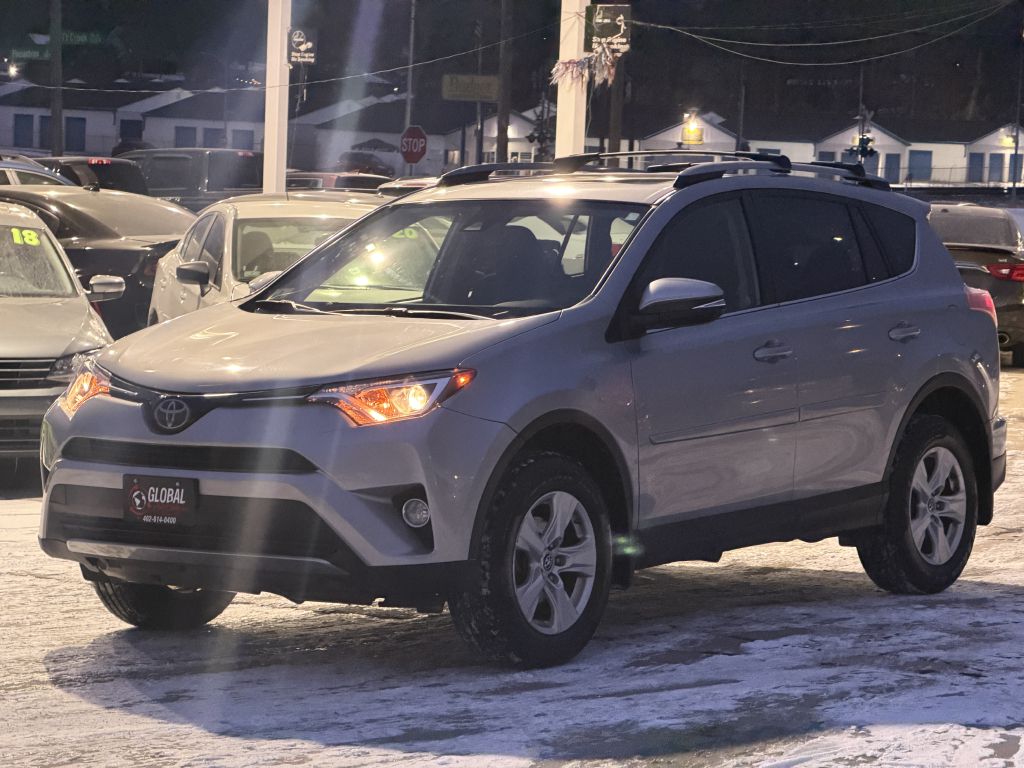 Photo 3 of this TOYOTA RAV4