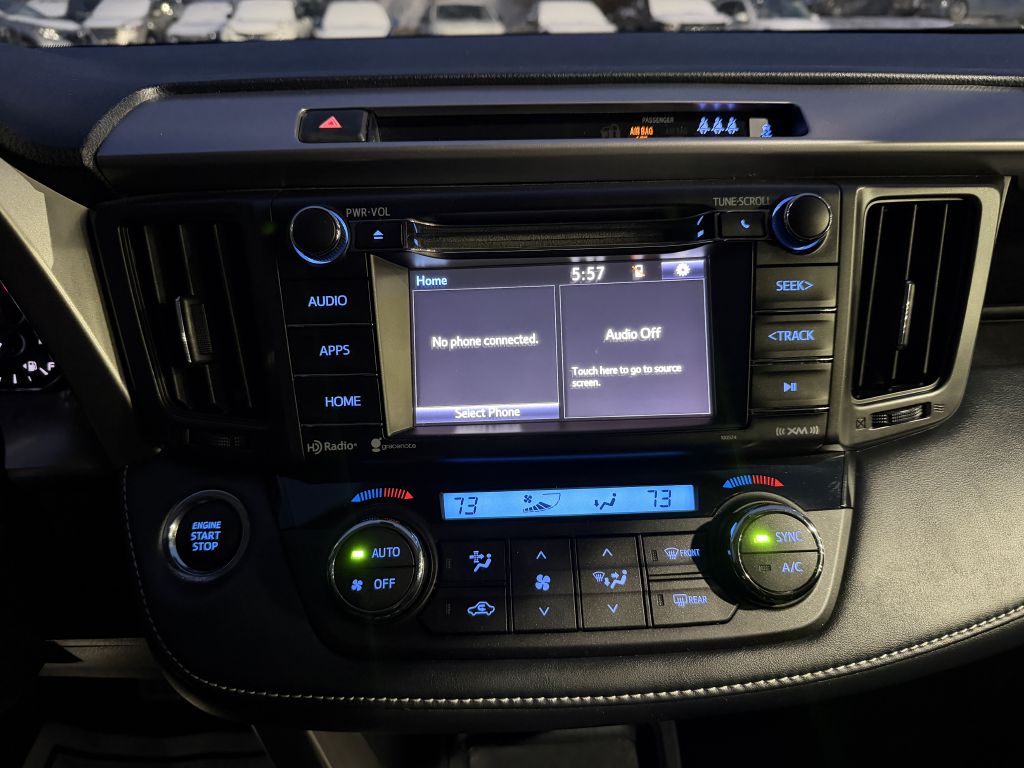 Photo 13 of this TOYOTA RAV4
