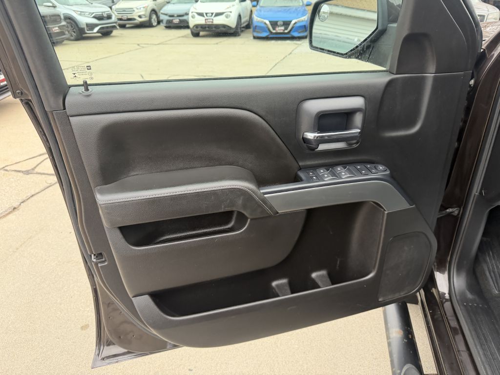 Photo 9 of this CHEVROLET SILVERADO 1500