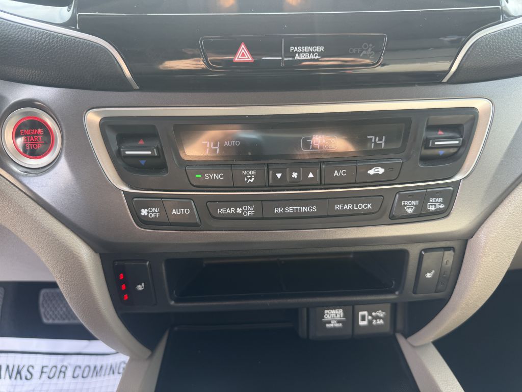 Photo 17 of this HONDA PILOT EX-L