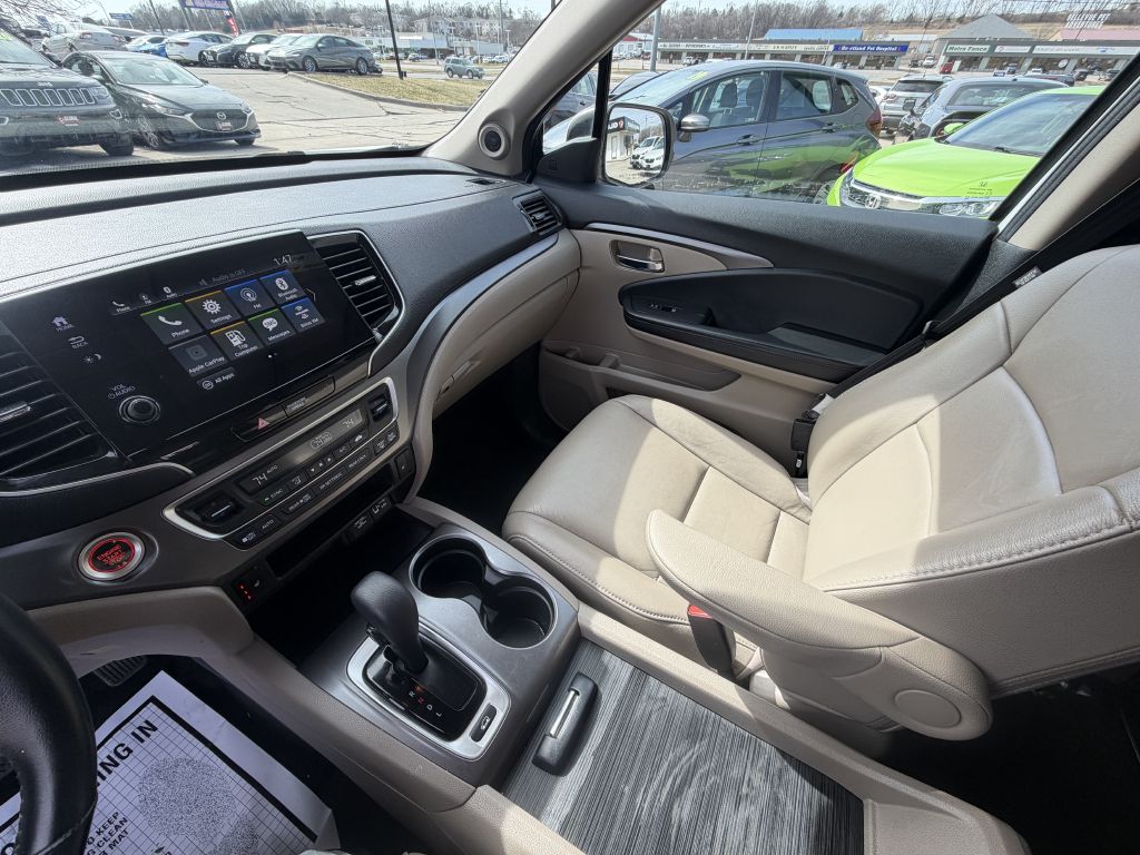 Photo 19 of this HONDA PILOT EX-L