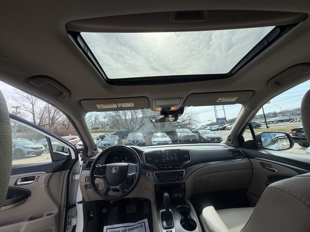 Photo 20 of this HONDA PILOT EX-L