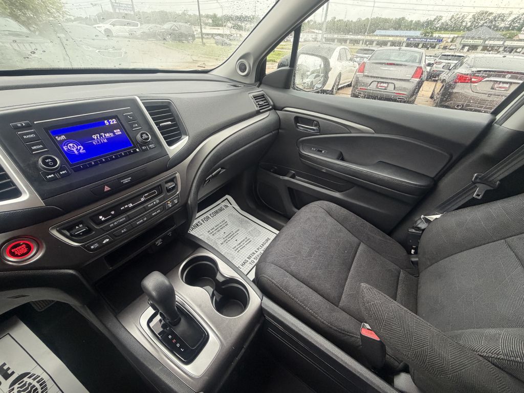Photo 19 of this HONDA PILOT