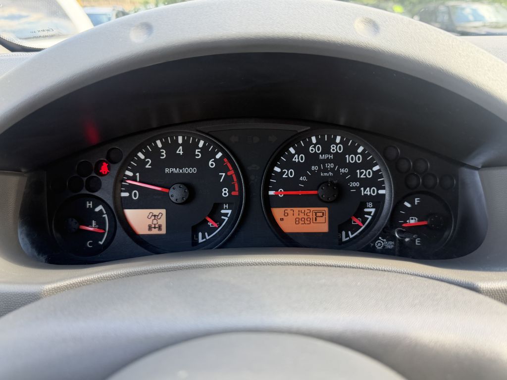 Photo 13 of this NISSAN FRONTIER