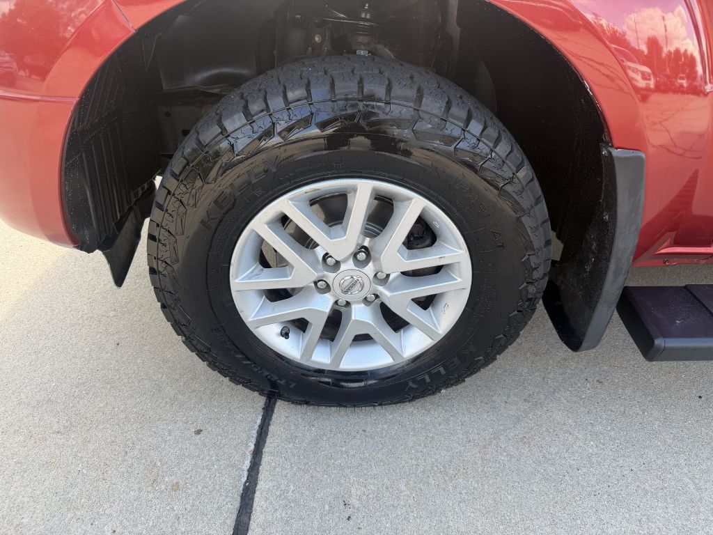 Photo 17 of this NISSAN FRONTIER