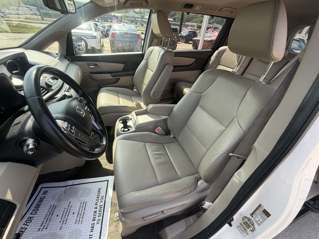 Photo 10 of this HONDA ODYSSEY EX-L