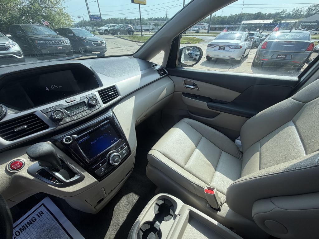 Photo 18 of this HONDA ODYSSEY EX-L