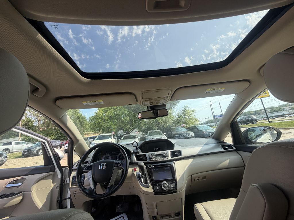 Photo 19 of this HONDA ODYSSEY EX-L