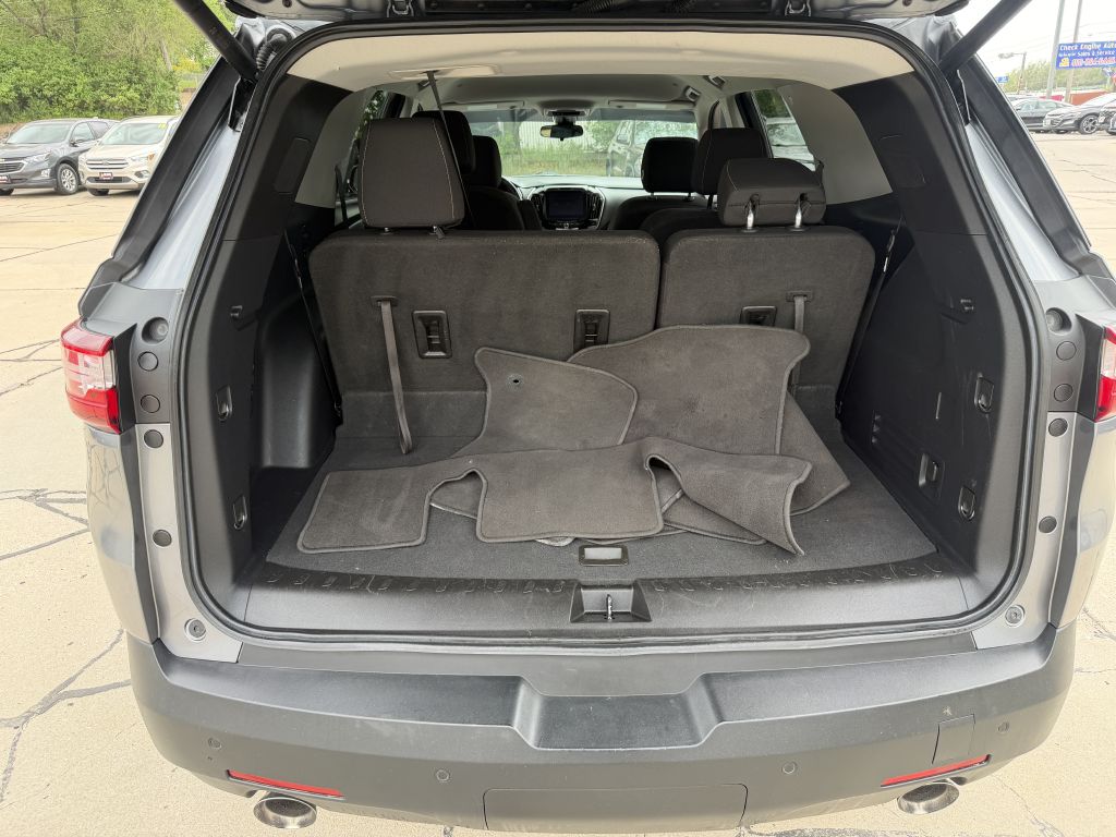 Photo 8 of this CHEVROLET TRAVERSE