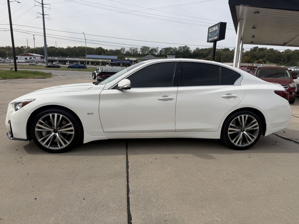 Photo 4 of this INFINITI Q50