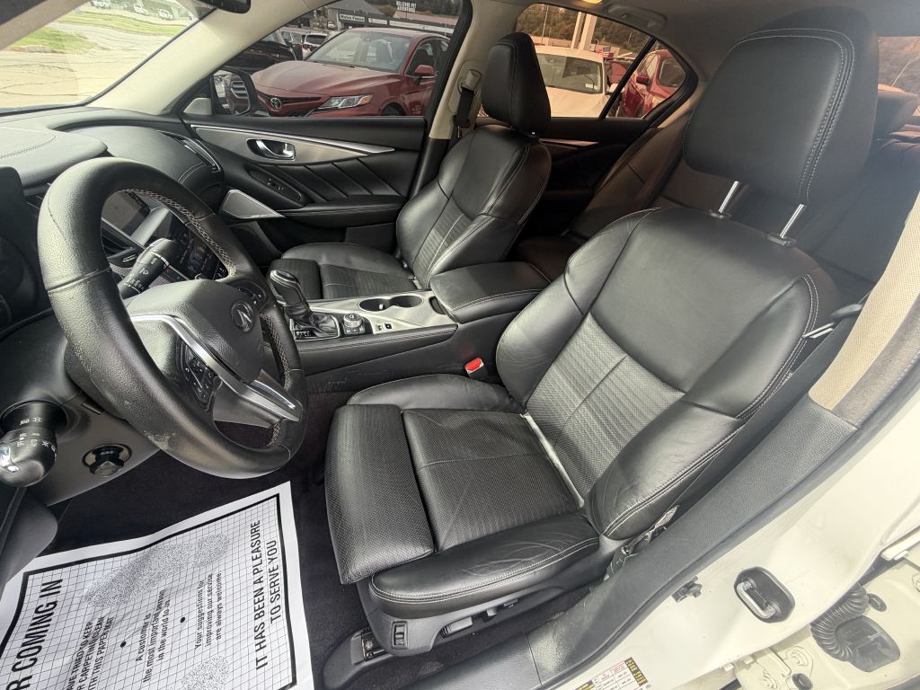 Photo 10 of this INFINITI Q50