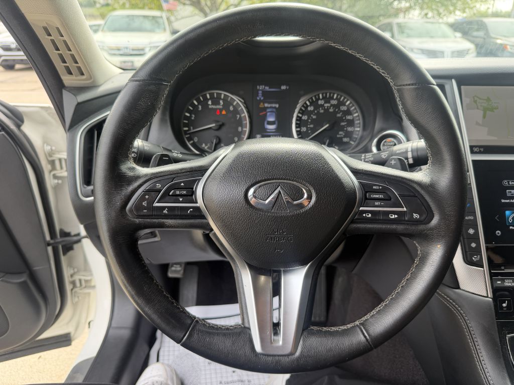 Photo 12 of this INFINITI Q50