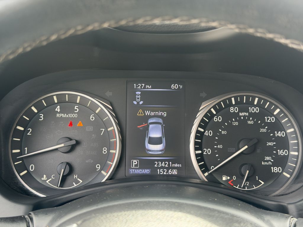 Photo 13 of this INFINITI Q50