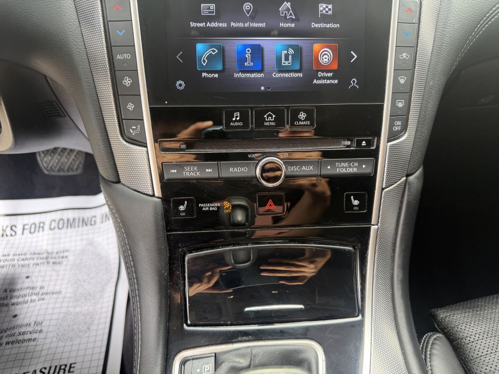 Photo 16 of this INFINITI Q50