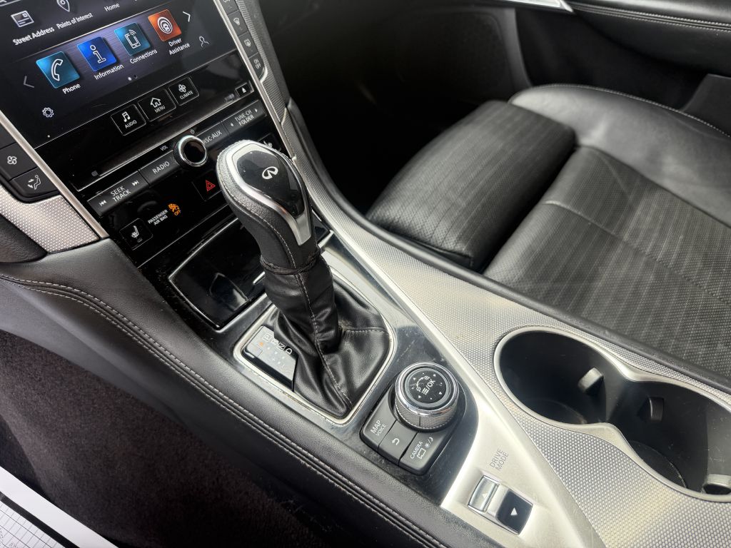 Photo 17 of this INFINITI Q50