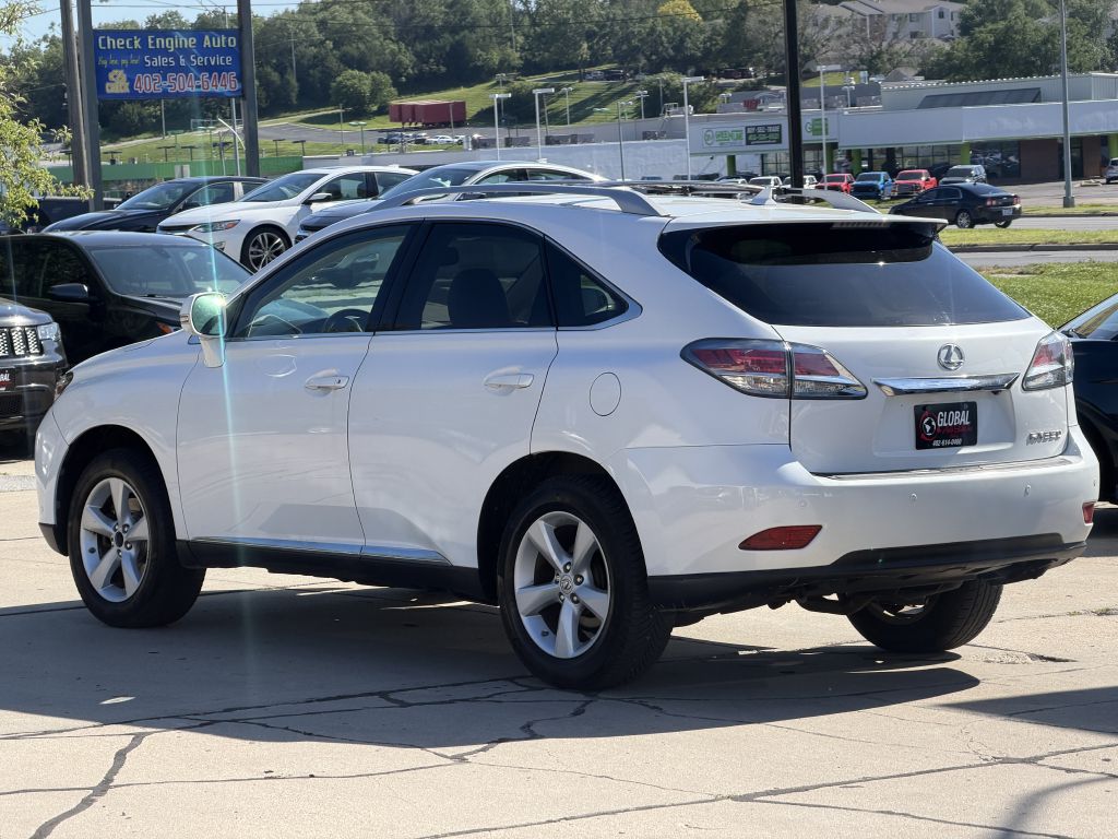 Photo 5 of this LEXUS RX 350