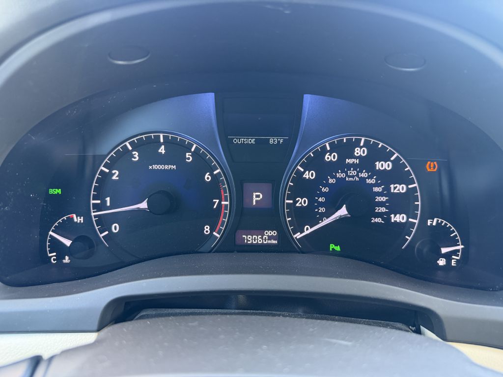 Photo 13 of this LEXUS RX 350