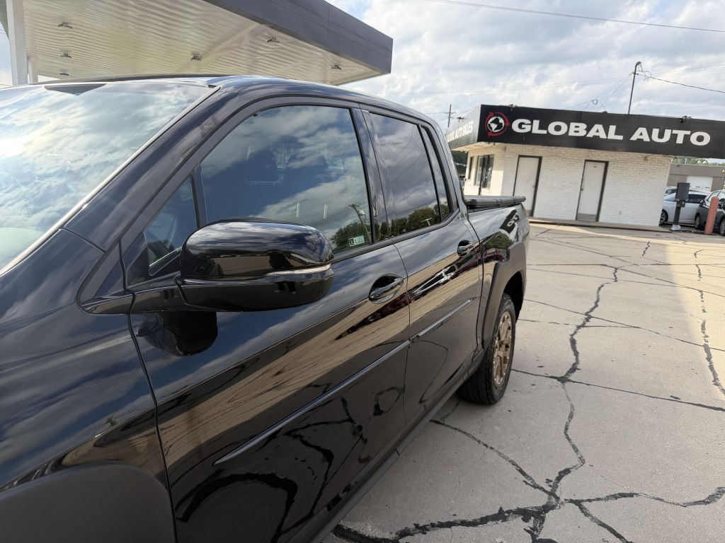 Photo 21 of this HONDA RIDGELINE