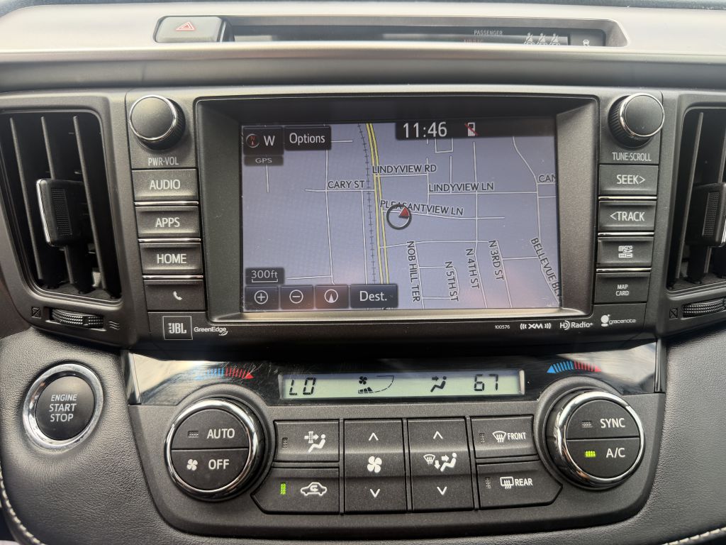 Photo 16 of this TOYOTA RAV4 LIMITED