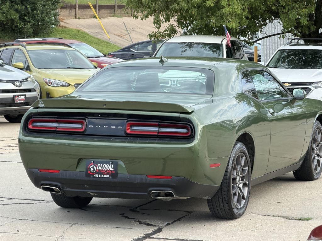 Photo 6 of this DODGE CHALLENGER GT