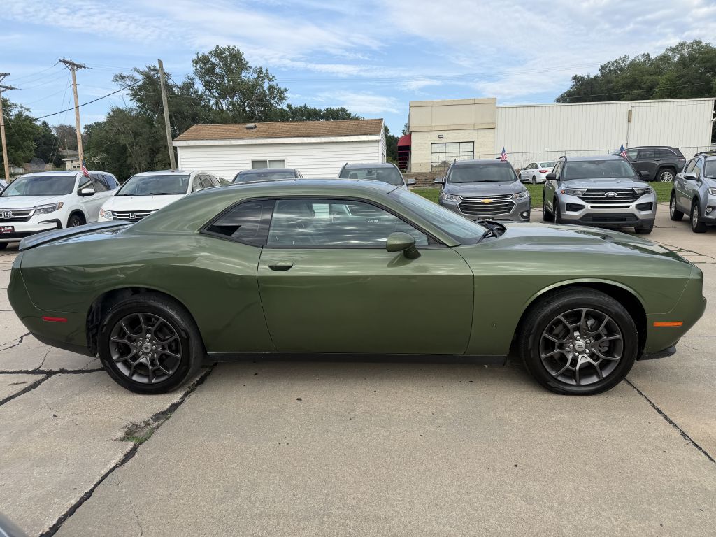 Photo 7 of this DODGE CHALLENGER GT