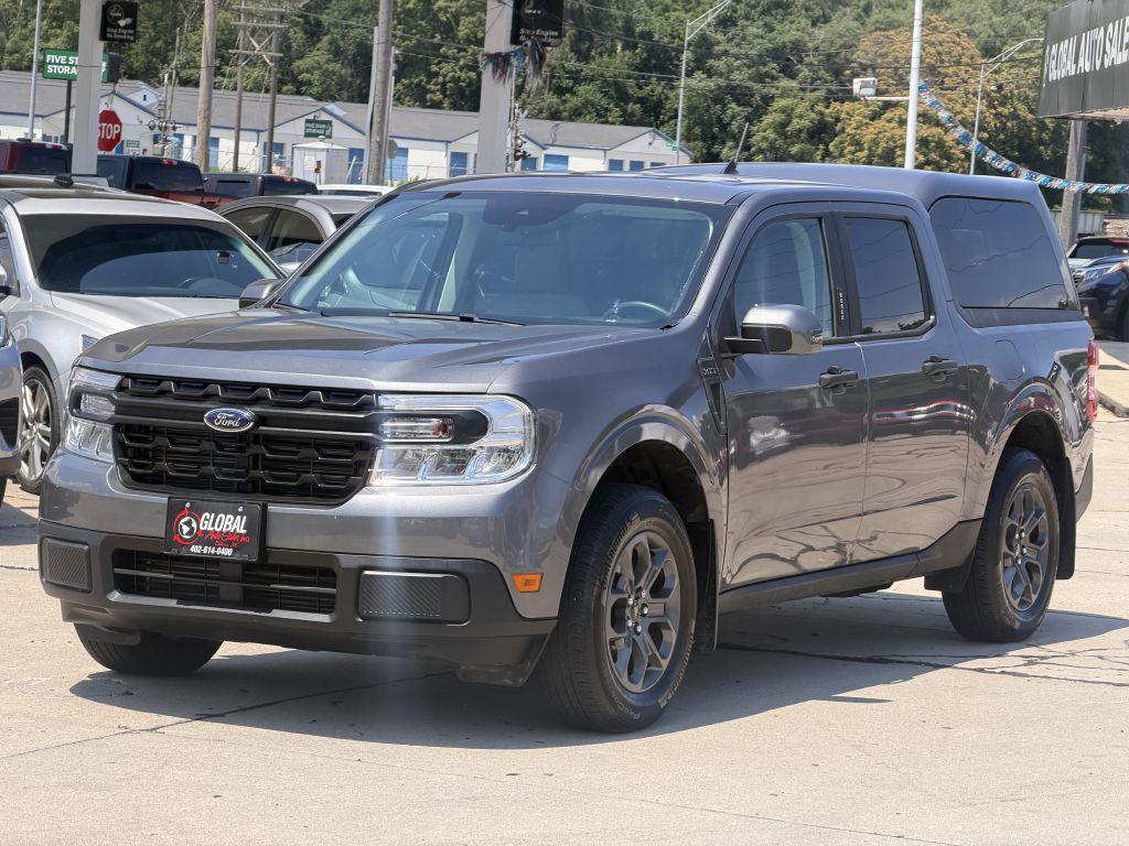 Photo 3 of this FORD MAVERICK XLT