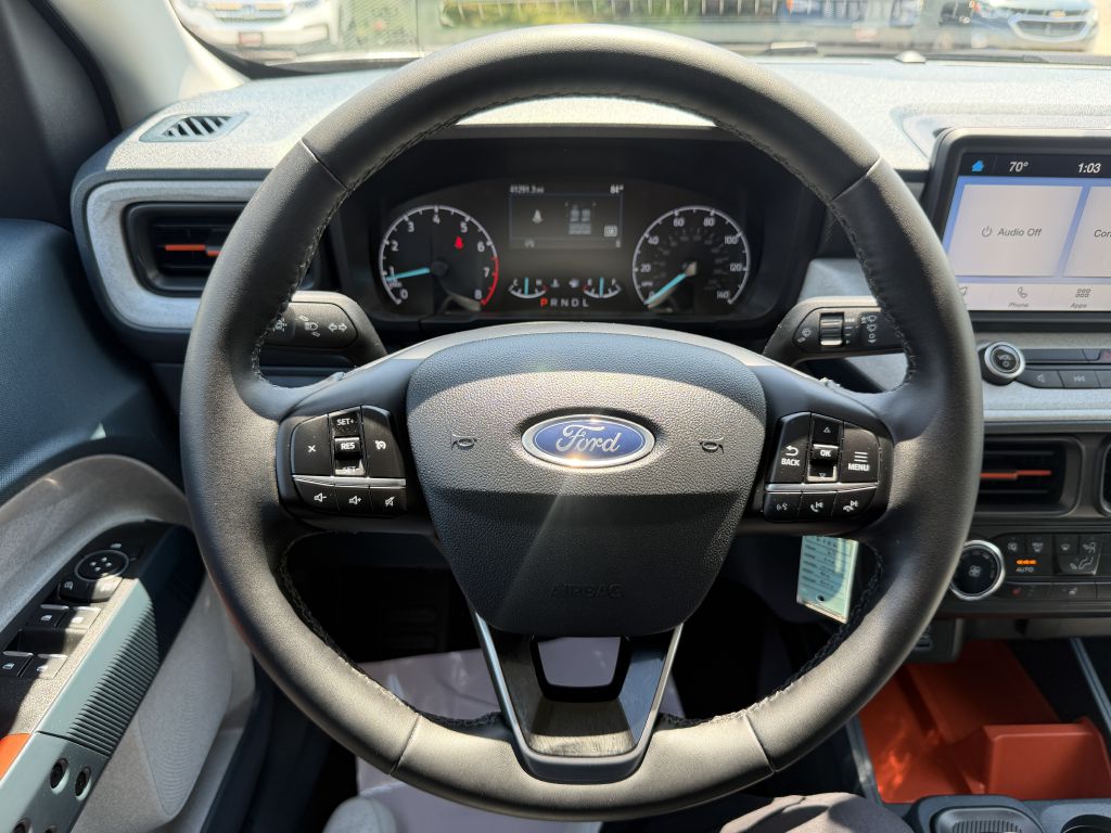 Photo 11 of this FORD MAVERICK XLT