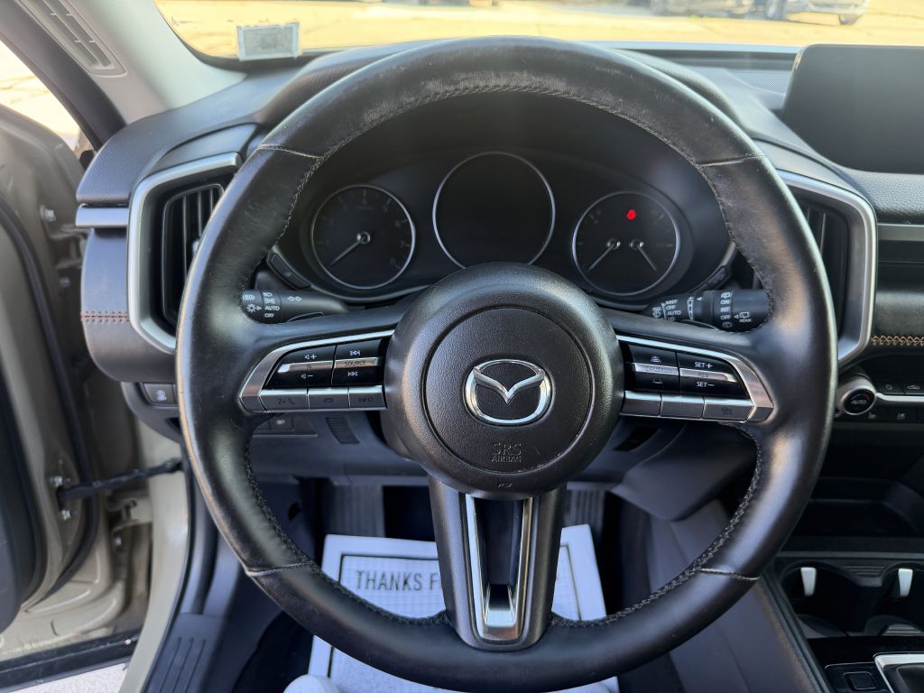 Photo 12 of this MAZDA CX-50