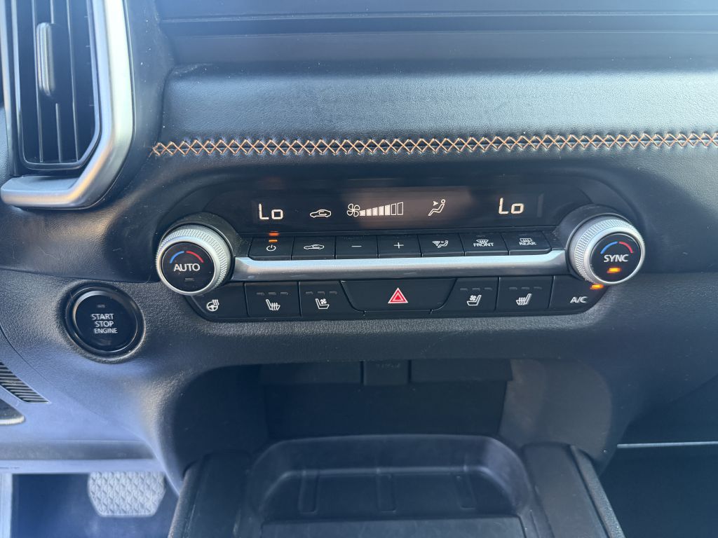 Photo 14 of this MAZDA CX-50