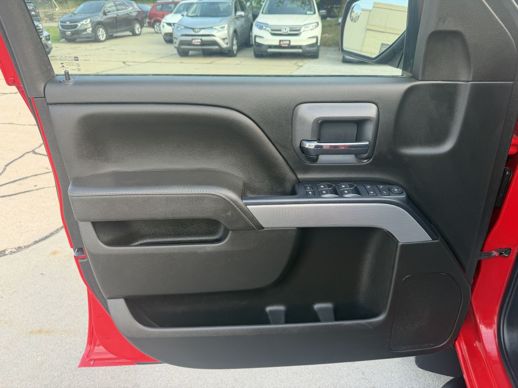 Photo 9 of this CHEVROLET SILVERADO 1500