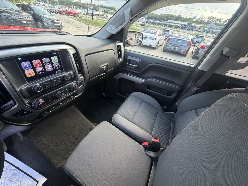 Photo 18 of this CHEVROLET SILVERADO 1500