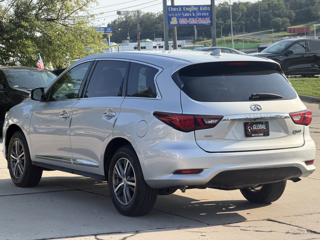 Photo 5 of this INFINITI QX60