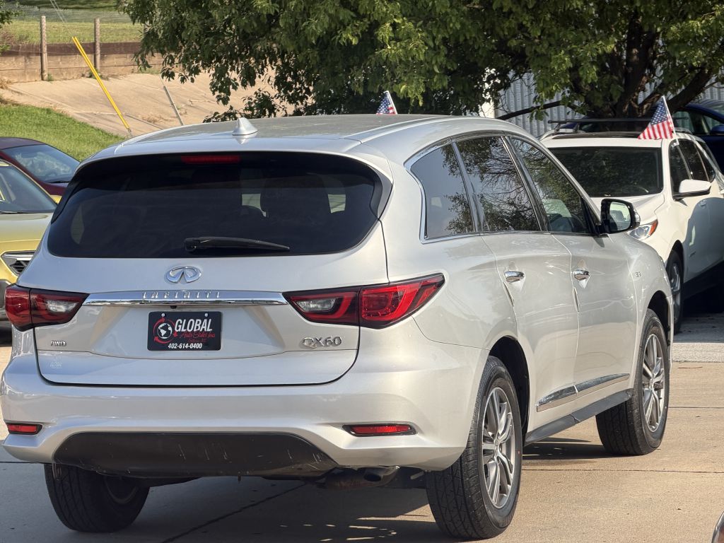 Photo 6 of this INFINITI QX60