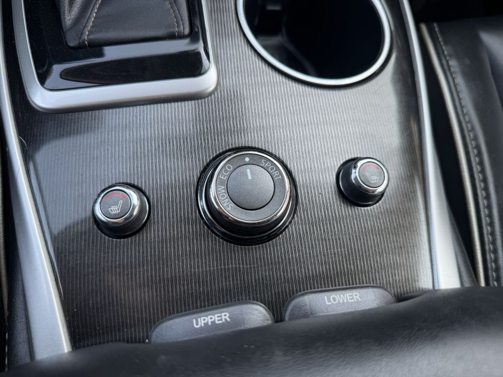 Photo 18 of this INFINITI QX60