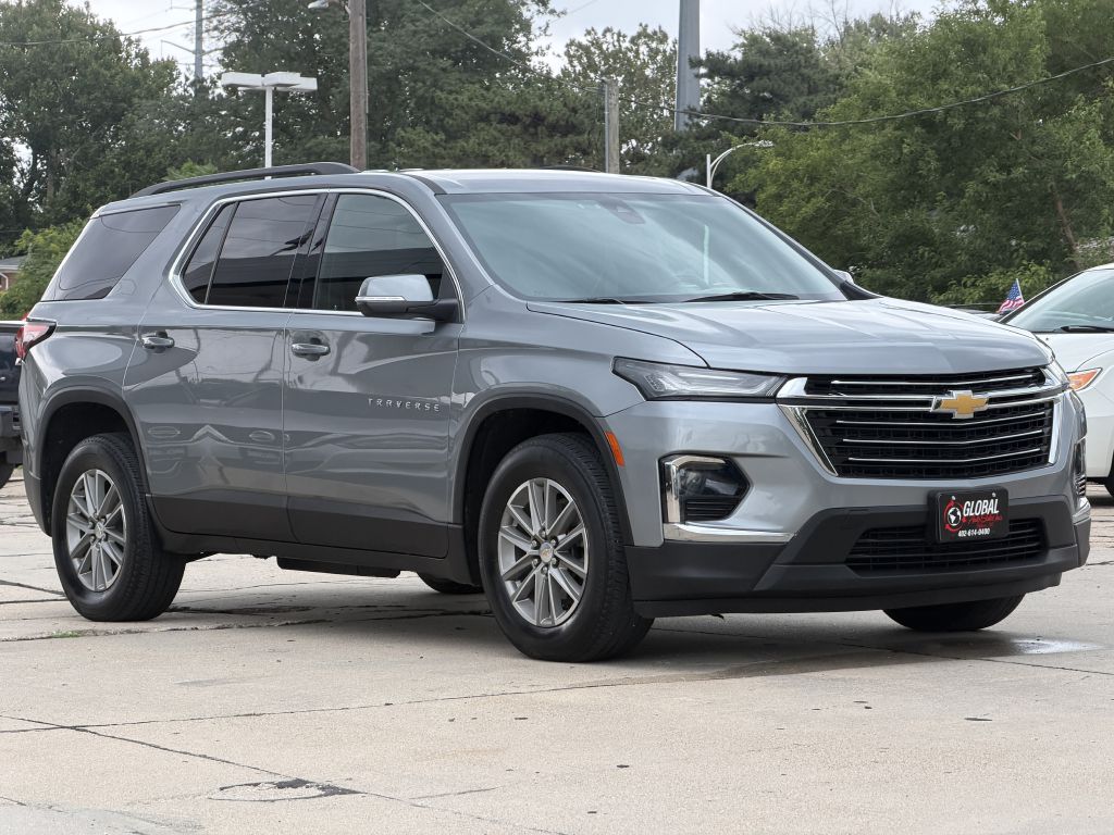 Photo 2 of this CHEVROLET TRAVERSE LIMITE