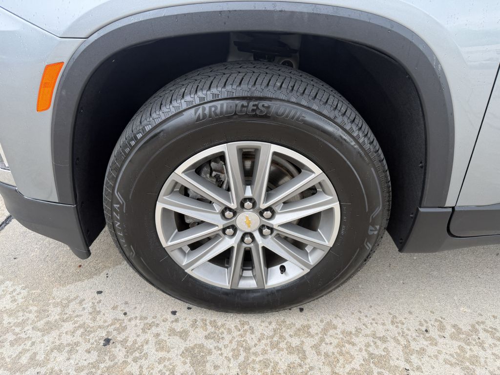 Photo 20 of this CHEVROLET TRAVERSE LIMITE