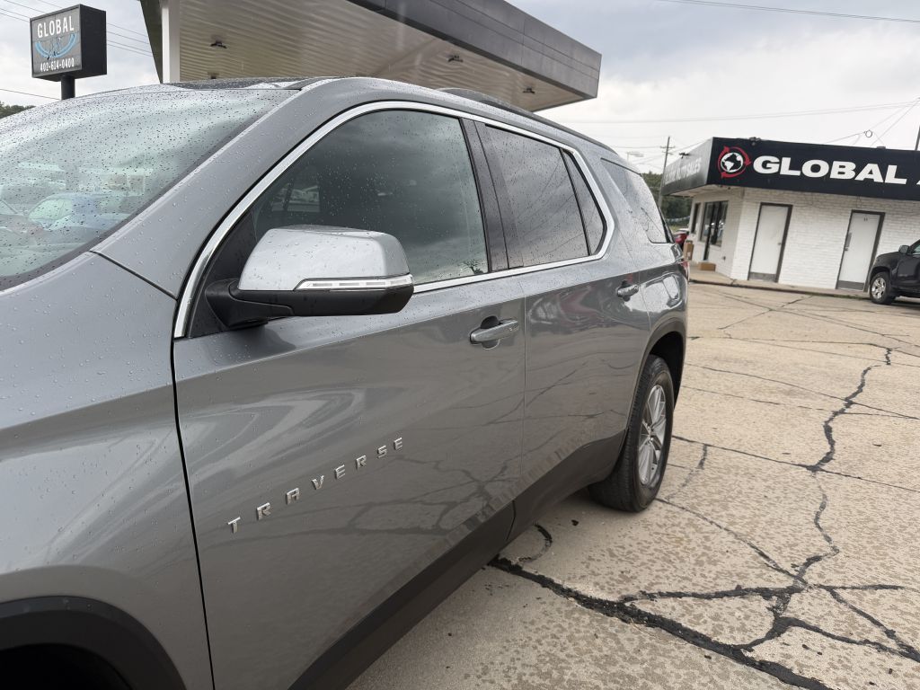 Photo 21 of this CHEVROLET TRAVERSE LIMITE