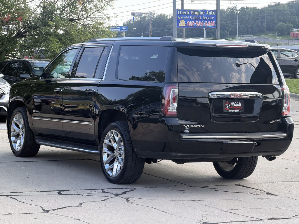 Photo 5 of this GMC YUKON XL