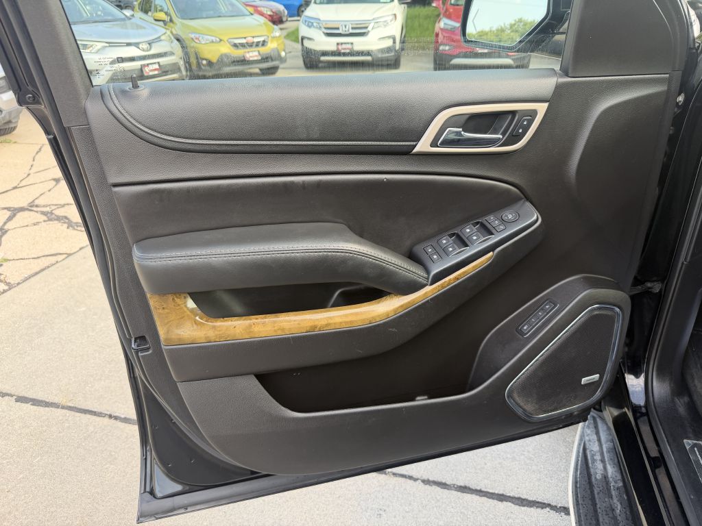 Photo 9 of this GMC YUKON XL