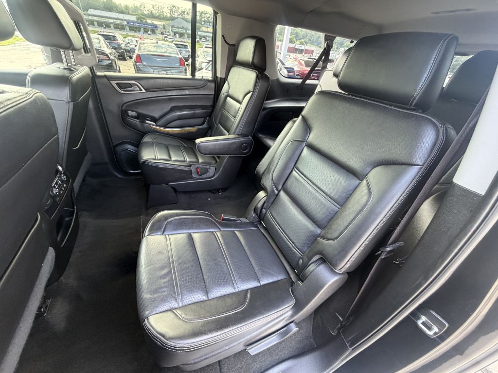 Photo 11 of this GMC YUKON XL