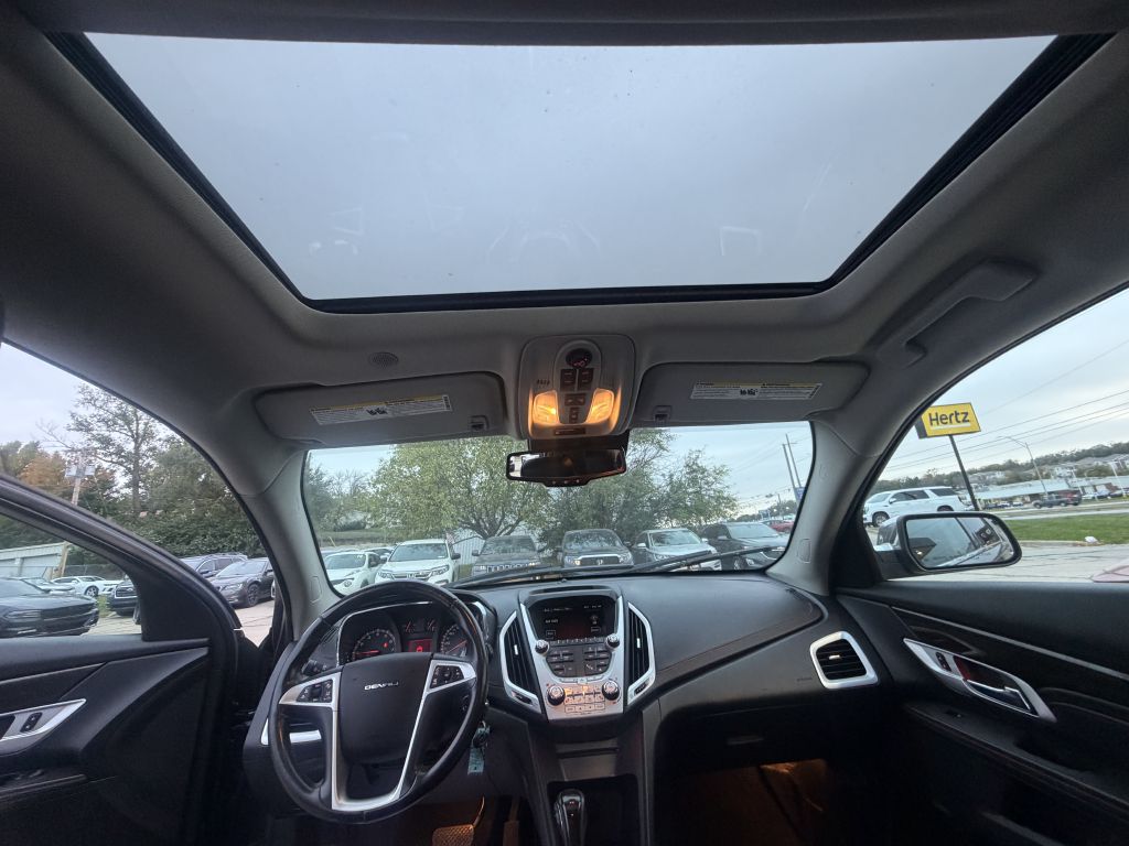 Photo 18 of this GMC TERRAIN