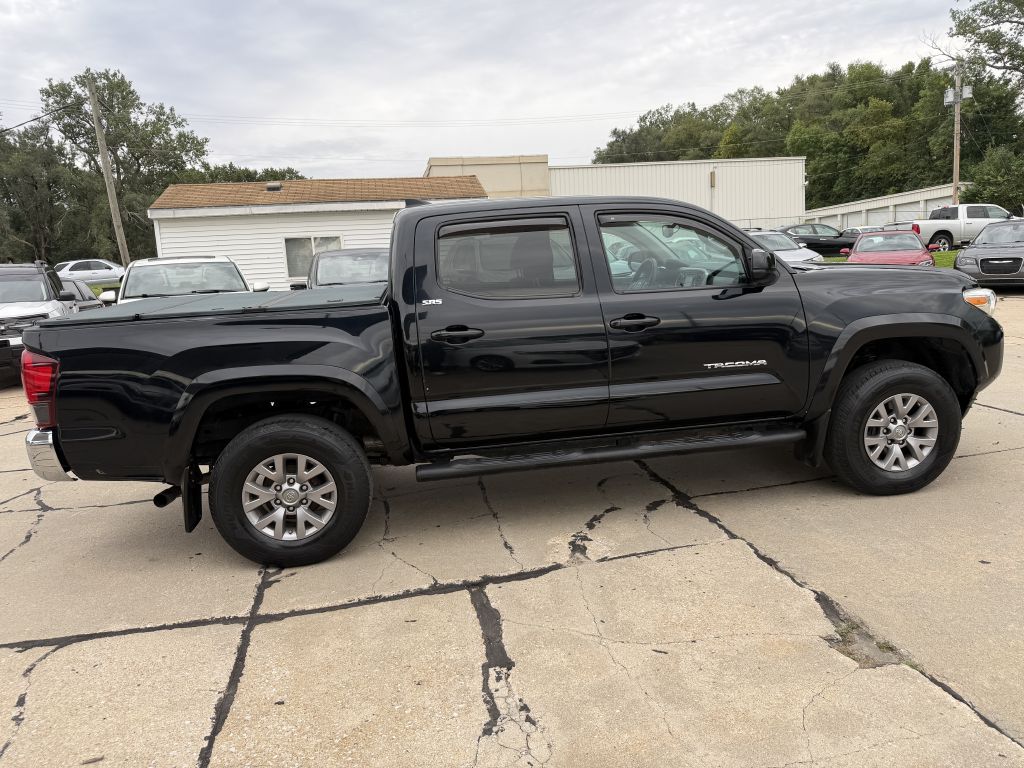 Photo 7 of this TOYOTA TACOMA