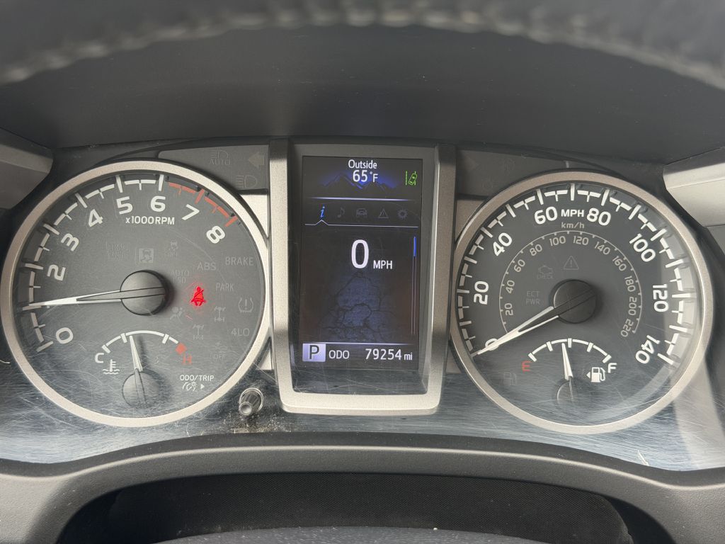 Photo 14 of this TOYOTA TACOMA