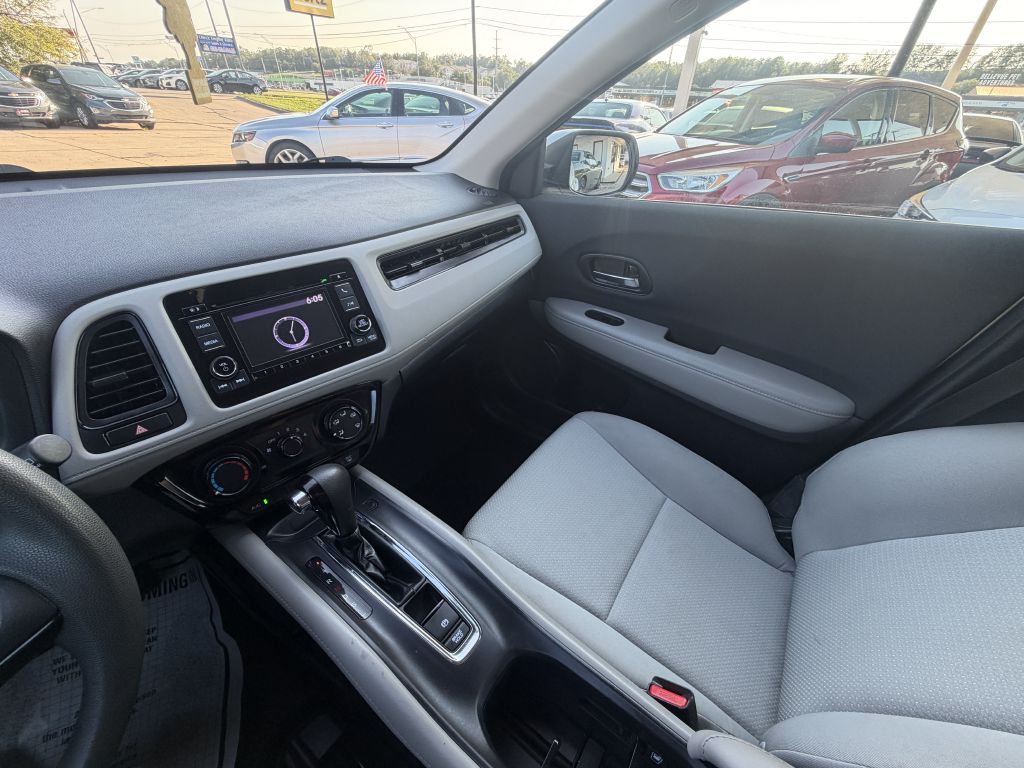 Photo 18 of this HONDA HR-V