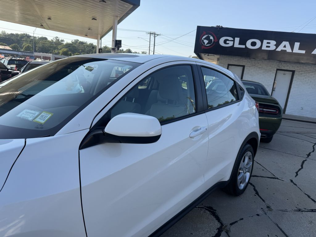 Photo 20 of this HONDA HR-V