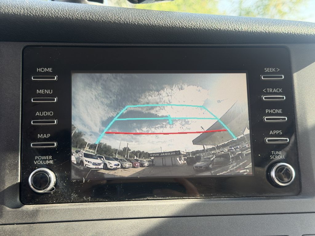 Photo 16 of this TOYOTA SIENNA
